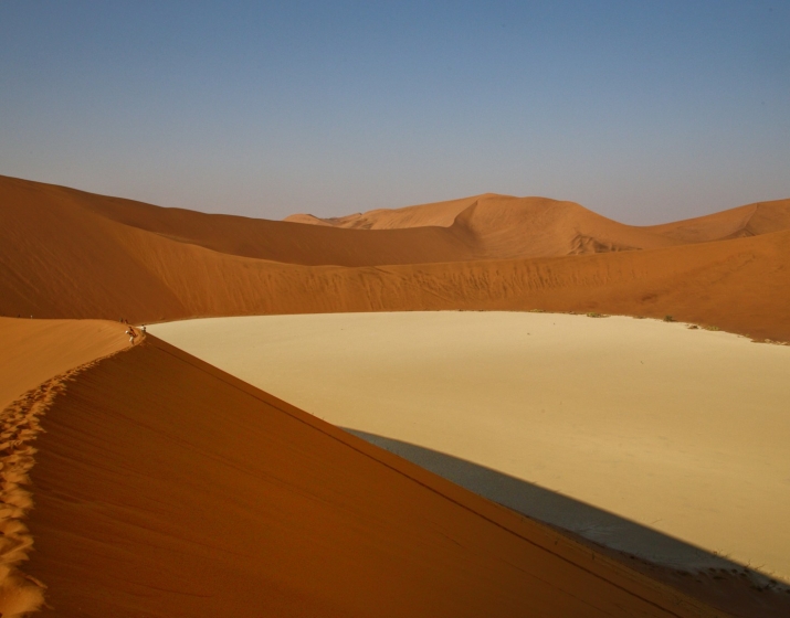 2-Day Sossusvlei Budget Desert Adventure